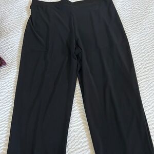 Simpli Pull on Cropped Cuffed Pant. Black, Size 14.